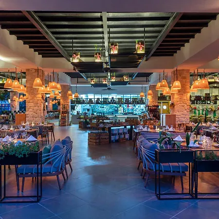 منتجع Selectum Family